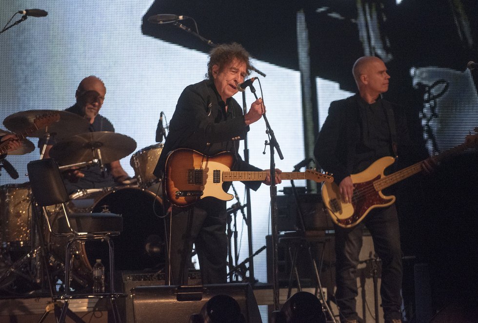 Surprise Appearance by Bob Dylan Wows Crowd at Farm Aid 2023